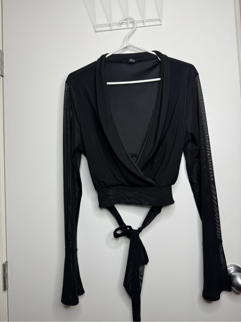 Forever 21 Black Wrap-Front Crop Long Sleeve Top - Women XL